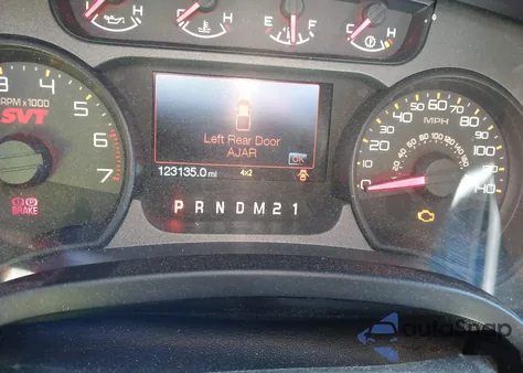 2011 Ford F-150 Svt Raptor z USA, uszkodzony, nr VIN 1FTFW1R60BFA16690